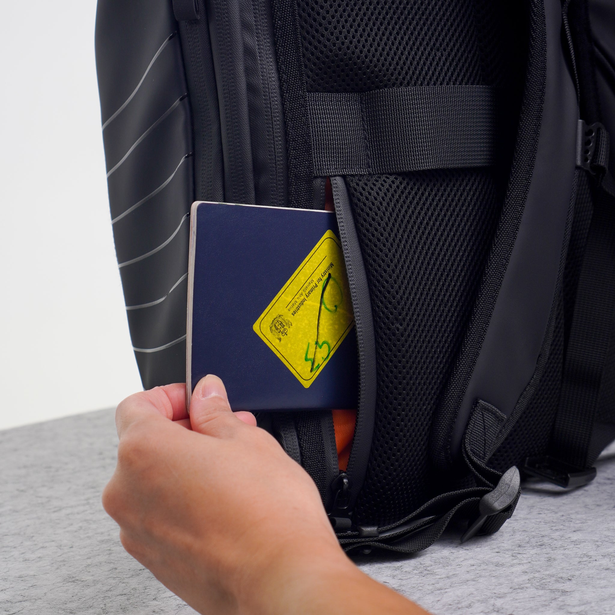 WAVE rolltop Backpack | waterproof, laptop-ready, city-to-studio carry