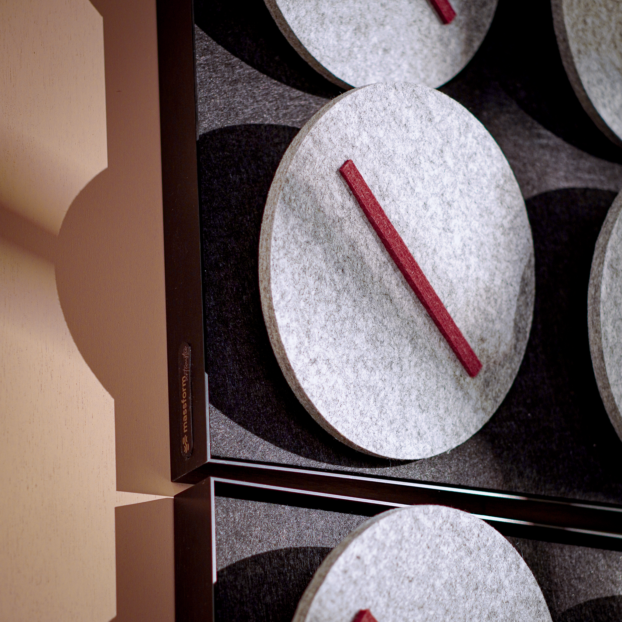 Cymbals Pro 2'x2' 吸音板 – 雕琢 Rhythm 曲面