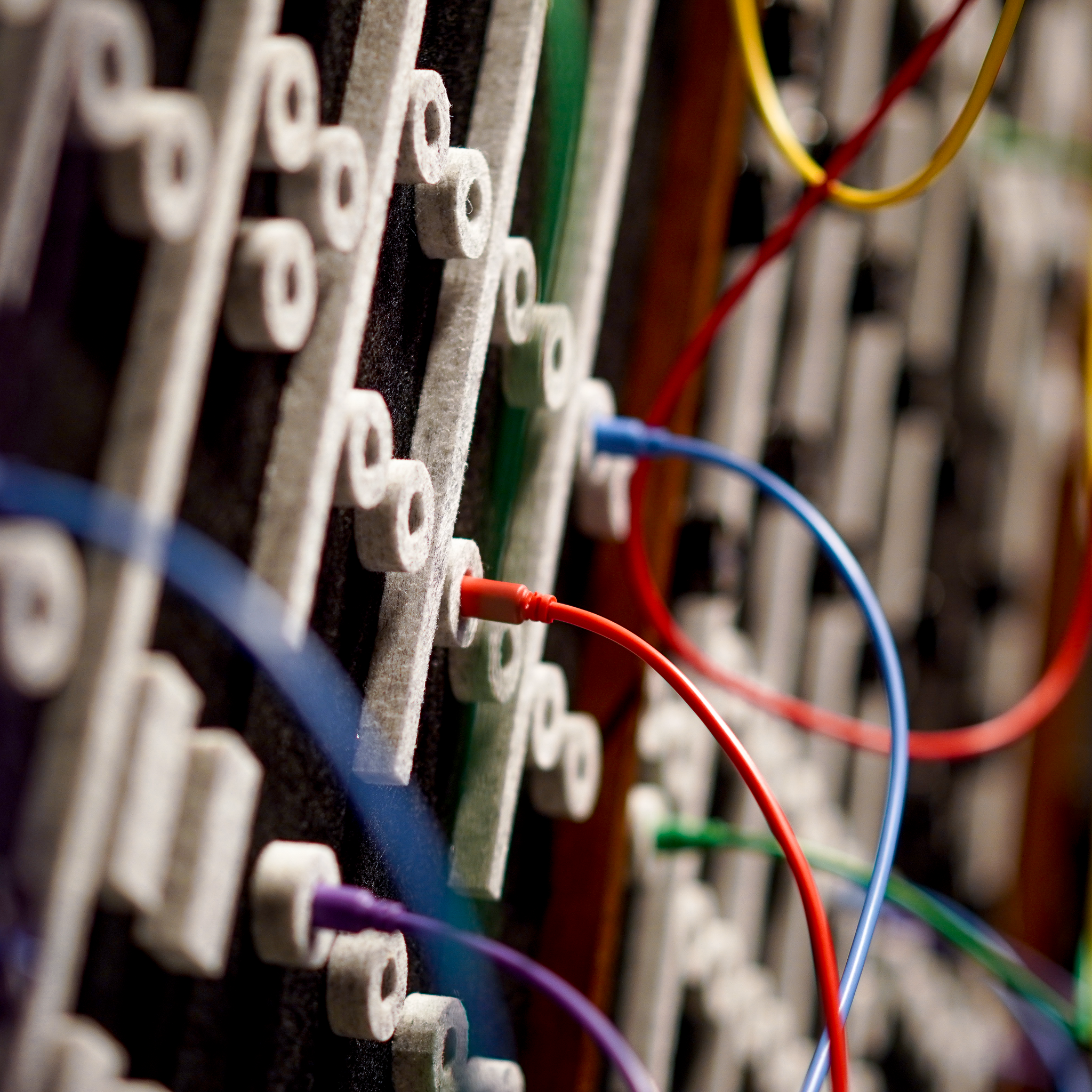 Moogdulation 吸音板組合 – 模組合成器壁飾+Patch Cables