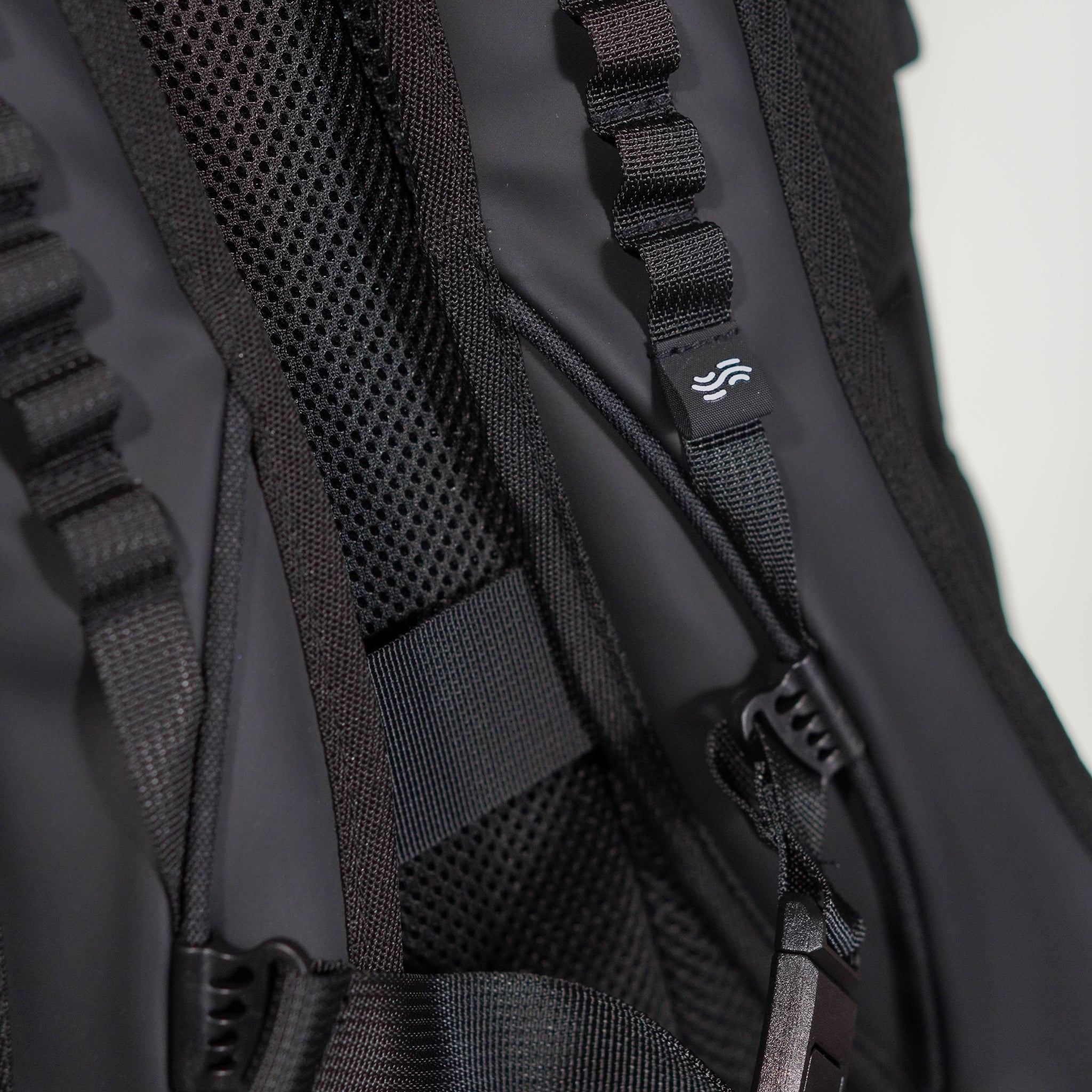 WAVE rolltop 背包 (禮品)
